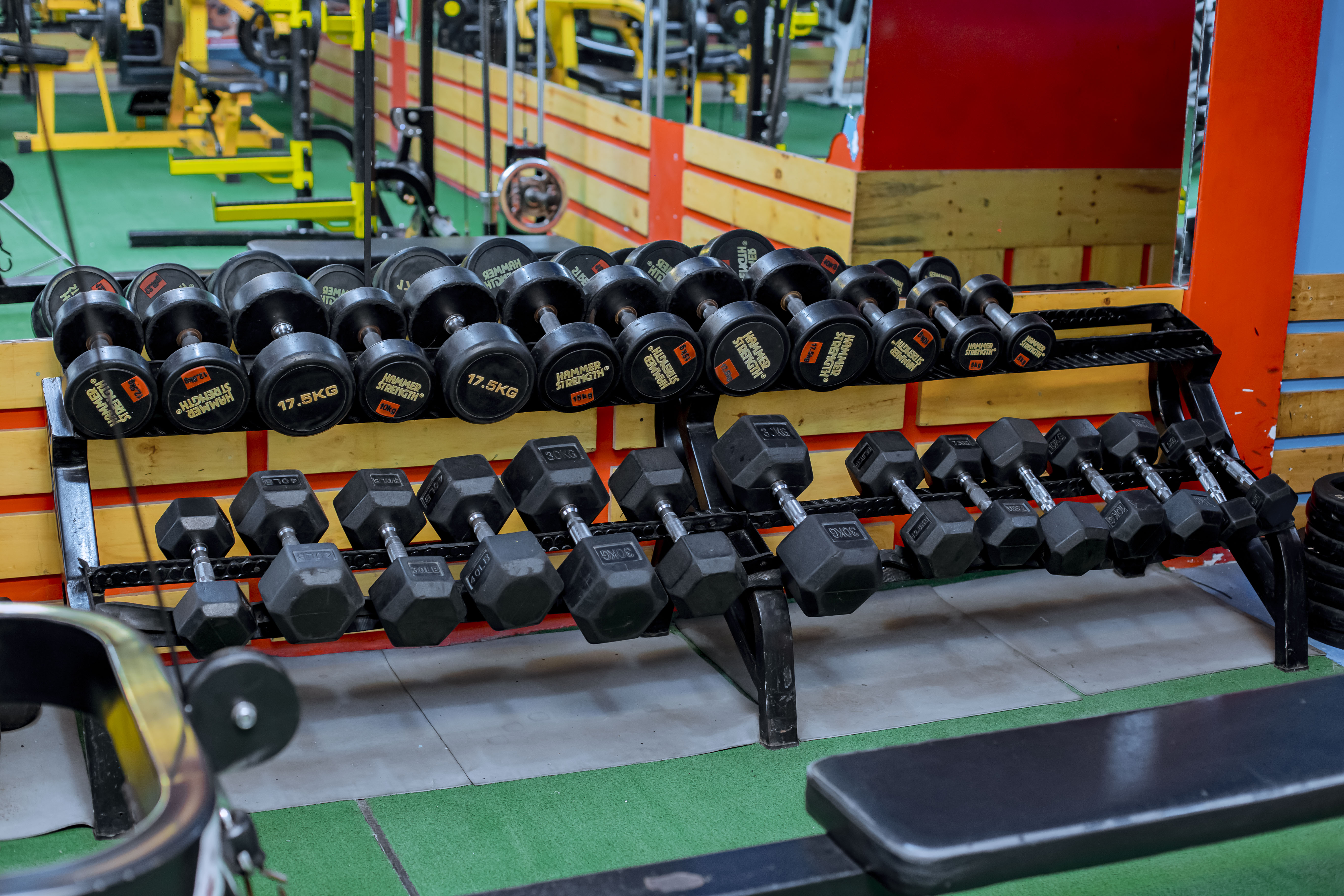Member training at Heroes Gym